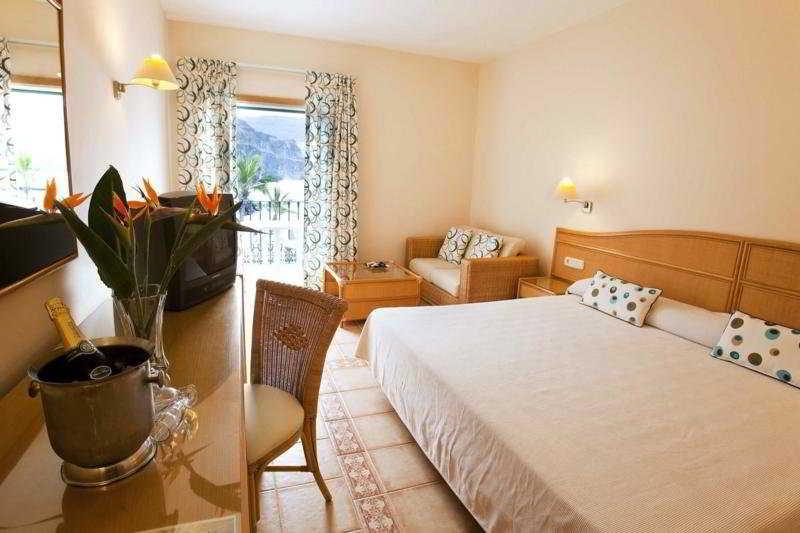 Apartamentos Livvo プエルト・デ・モガン エクステリア 写真